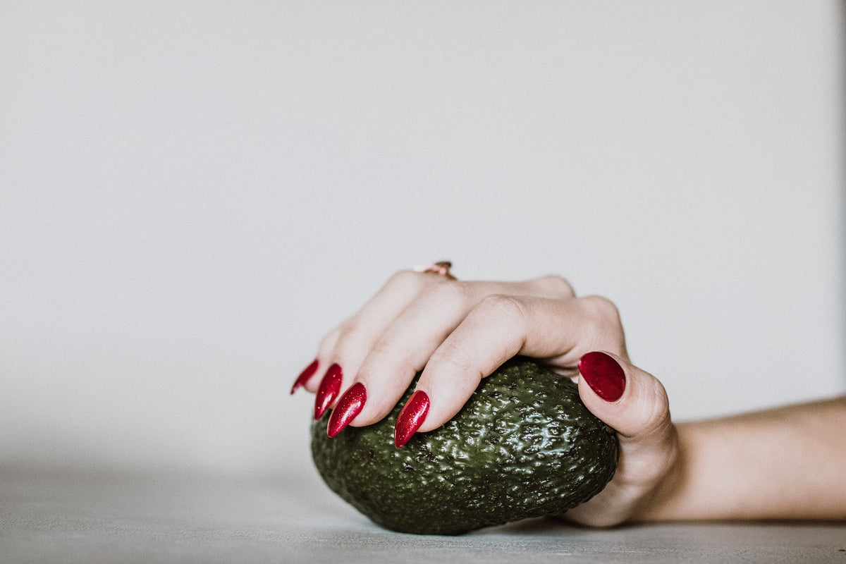 Builder Gel vs. Hard Gel Which is Best for your Nails? Glitterbels