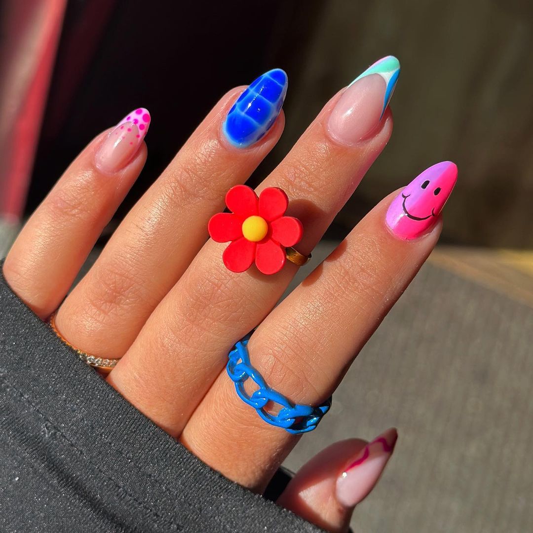 Fluffy Pink Polka Dot Nails