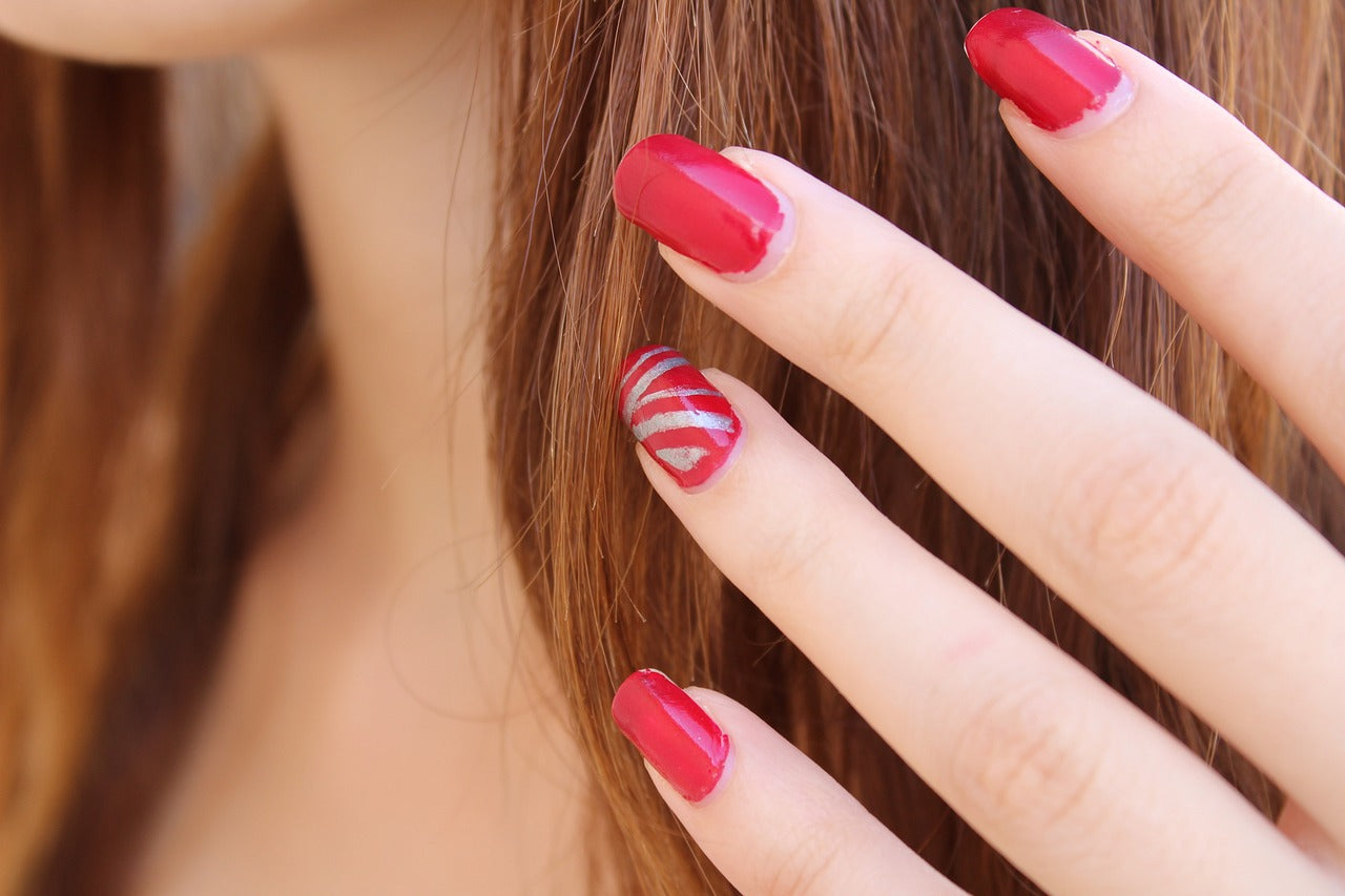 How Long Do Acrylic Nails Last?