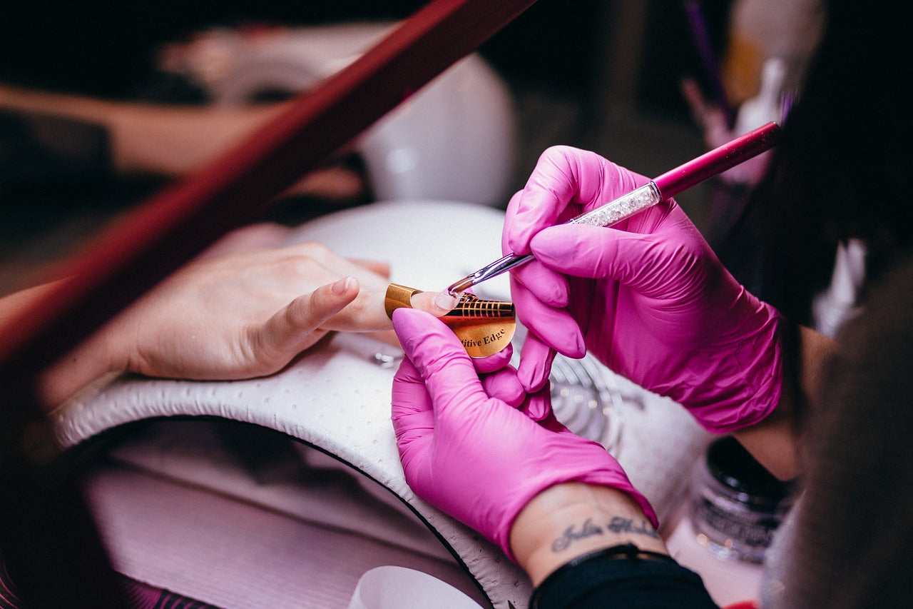 How to Start a Nail Tech Business in 2025 - An ultimate guide